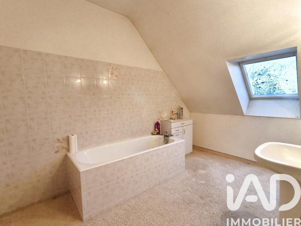 Maison à vendre 8 pièces 128 m² Villaines-la-Juhel
