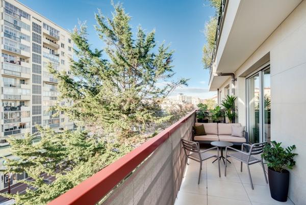 Appartement
         3 pièces
        - 56 m² 419 000 € *