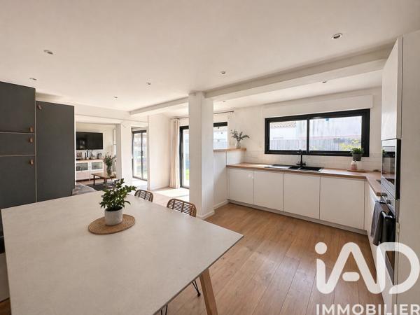 Maison à vendre 6 pièces 90,66 m² Les Sables-d'Olonne
