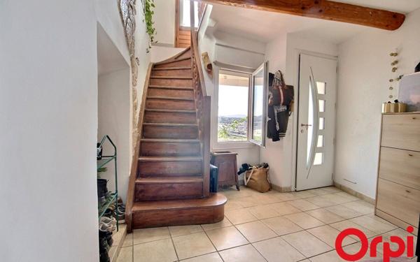 Appartement à vendre    3 pièces • 45,91 m2 Marseille 16