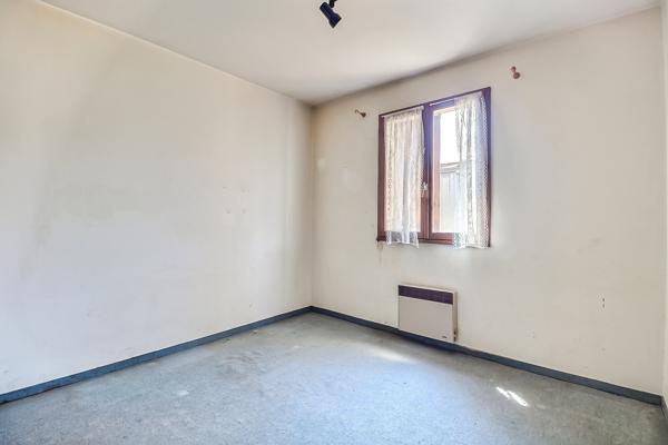 Maison
         4 pièces
        - 89 m² 253 200 € *