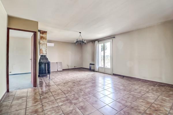 Maison
         4 pièces
        - 89 m² 253 200 € *