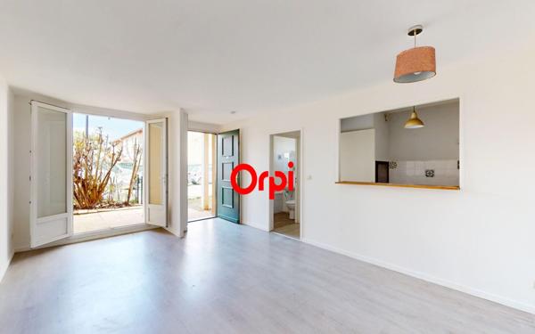 Appartement à vendre    2 pièces • 47 m2 Vaulx-en-Velin