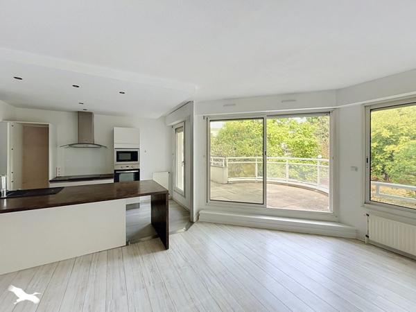 Appartement 279 500 € Bordeaux 2 p 58 m² DPE C