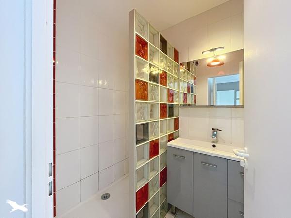 Appartement 279 500 € Bordeaux 2 p 58 m² DPE C