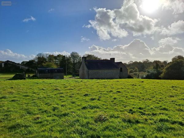 Corps de ferme à vendre à Lanrivain dans les Côtes-d'Armor (22480), ref : 22075-MA01641