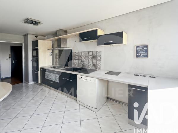 Appartement à vendre 5 pièces 95 m² Nîmes