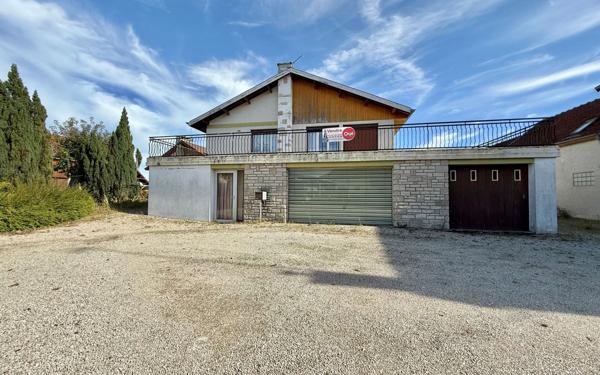 Maison à vendre    7 pièces •  Genlis