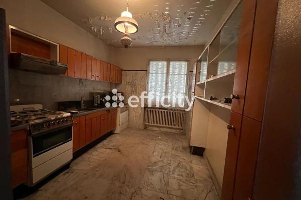 Maison 11 pièces - 250 m² Exclusivité efficity