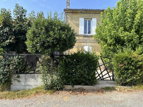 Maison à louer 1 230 € CC Langoiran 6 p 179 m² DPE C