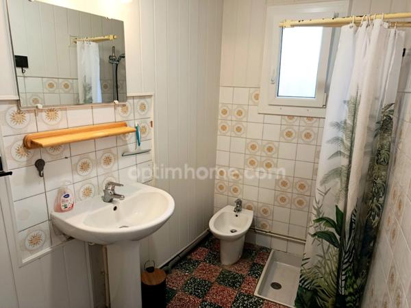 Maison- 3 pièces avec jardin et grand garage