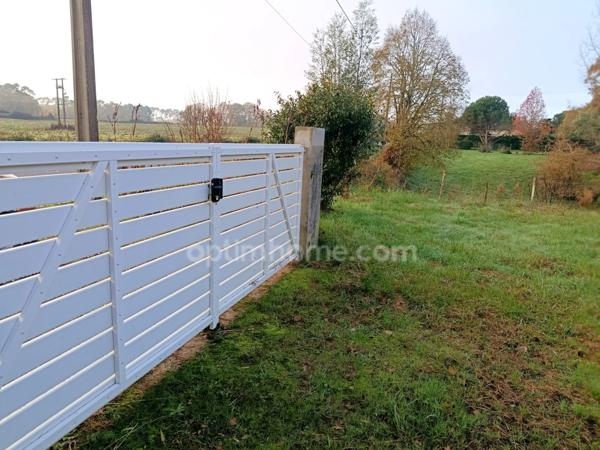 Maison- 3 pièces avec jardin et grand garage