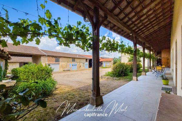 LONGÈRE RÉNOVÉE – 135 m² habitables + DÉPENDANCES – 4156 m² de terrain