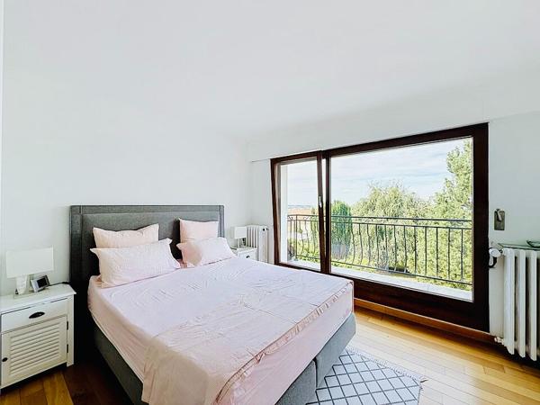 Magnifique maison 5chambres sur sous sol total et jardin sans vis-à-vis