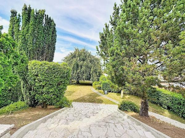 Magnifique maison 5chambres sur sous sol total et jardin sans vis-à-vis