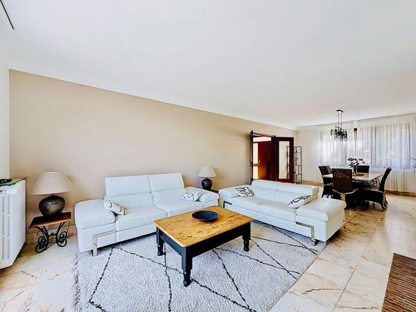 Magnifique maison 5chambres sur sous sol total et jardin sans vis-à-vis