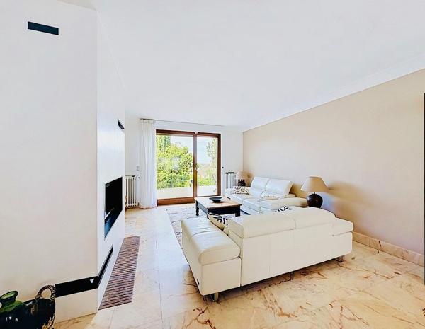 Magnifique maison 5chambres sur sous sol total et jardin sans vis-à-vis