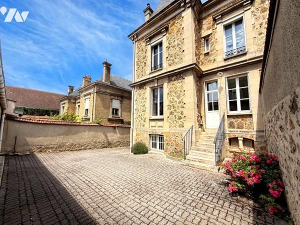 EPERNAY - MAISON DE CARACTERE FIN 19EME
