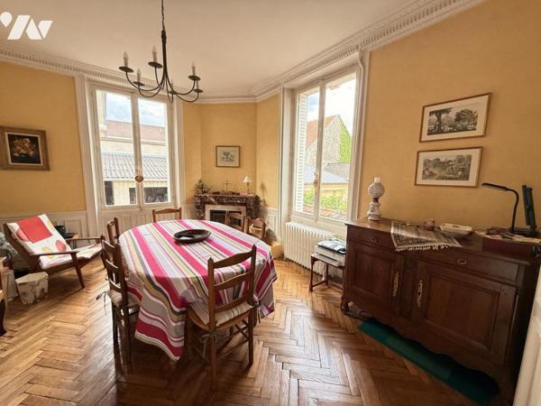 EPERNAY - MAISON DE CARACTERE FIN 19EME