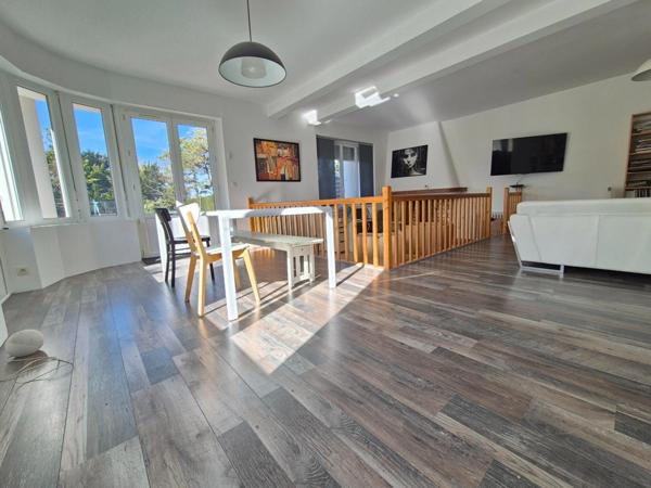 Maison à vendre 6 pièces SAINT SULPICE DE ROYAN (17) - 5 chambres - terrain de 708m²