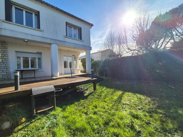 Maison à vendre 6 pièces SAINT SULPICE DE ROYAN (17) - 5 chambres - terrain de 708m²