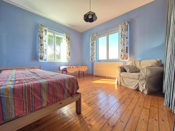 Maison à vendre 6 pièces SAINT SULPICE DE ROYAN (17) - 5 chambres - terrain de 708m²