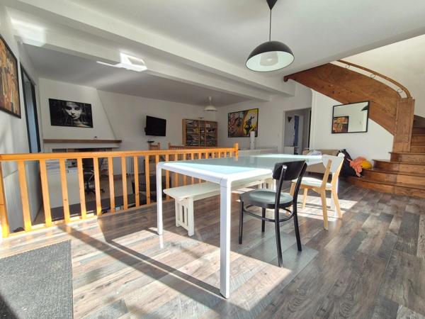 Maison à vendre 6 pièces SAINT SULPICE DE ROYAN (17) - 5 chambres - terrain de 708m²