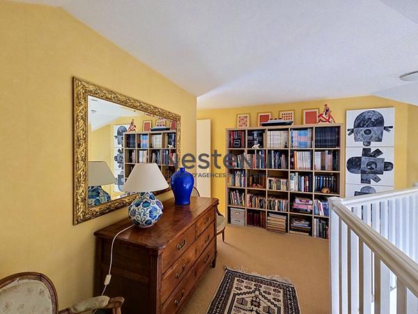 A VENDRE Rare à Caen Mémorial  Duplex familial 130 m² dernier étage avec terrasse