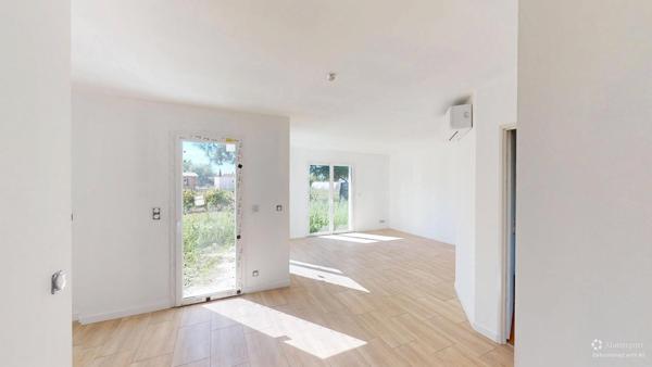 Maison à vendre dans le centre de LÉOGNAN !