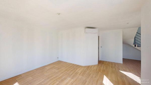 Maison à vendre dans le centre de LÉOGNAN !
