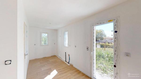 Maison à vendre dans le centre de LÉOGNAN !