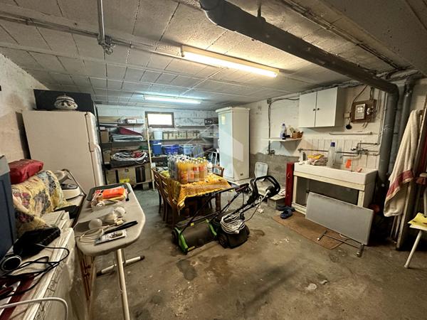 Maison Cannes-Ecluse sous-sol total 86m2