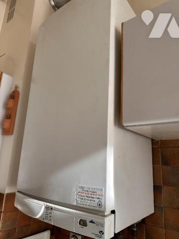 VANNES Centre ville, T2 2ème étage sans ascenseur