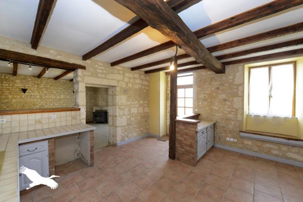 Maison à vendre |  Touvre |  6 pièces | 152 m²