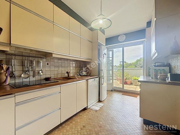 Appartement Saint Cyr Sur Loire 135.76 m2 avec terrasse et garage