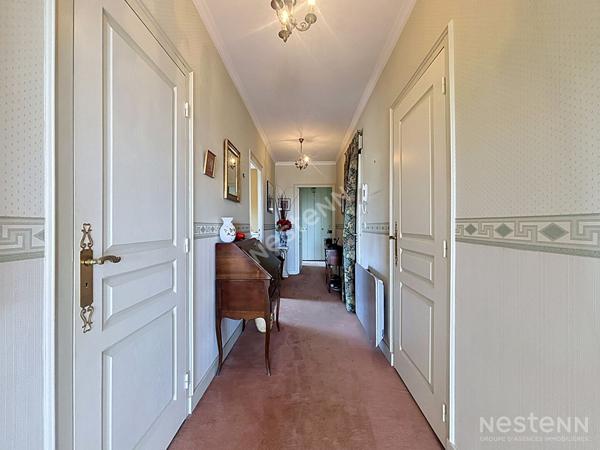 Appartement Saint Cyr Sur Loire 135.76 m2 avec terrasse et garage