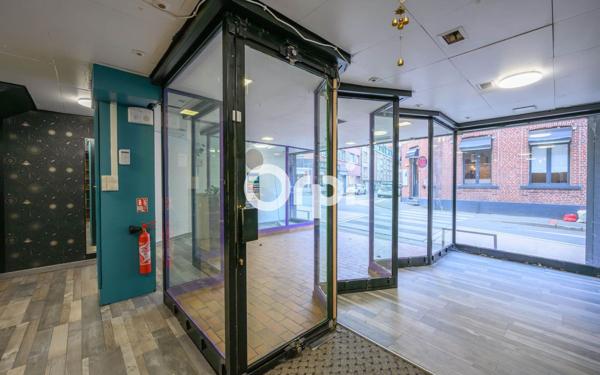 Immeuble à vendre    1 pièce •  Hazebrouck