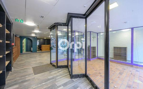 Immeuble à vendre    1 pièce •  Hazebrouck