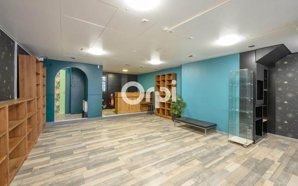 Immeuble à vendre    1 pièce •  Hazebrouck