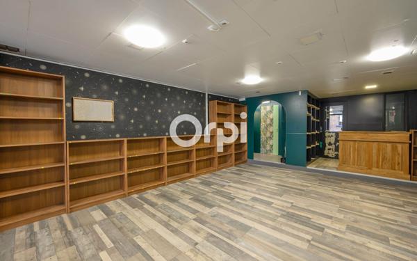 Immeuble à vendre    1 pièce •  Hazebrouck