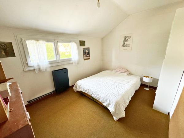 Maison indépendante jardin arboré, 4 chambres, garage, quartier calme, toutes commodités à 5 min