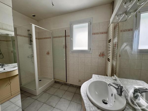 Maison à vendre  4 pièces - 120,62 m 2   ST GILLES CROIX DE VIE  - 85