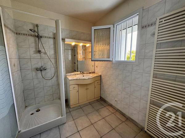 Maison à vendre  4 pièces - 120,62 m 2   ST GILLES CROIX DE VIE  - 85