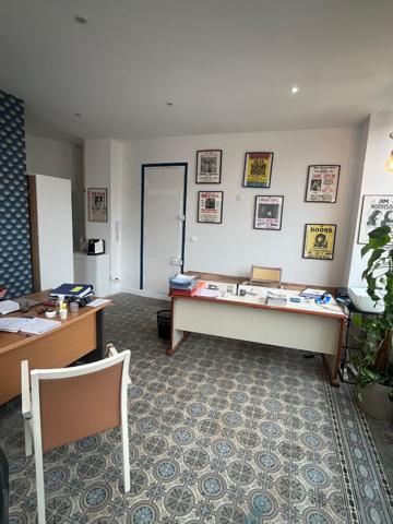 Vente Murs local commercial 33 m2 Viroflay proche gare ChavIlle Velizy