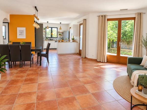 PORTIRAGNES- Villa 4 faces de plain-pied – 5 chambres, piscine et jardin intimiste