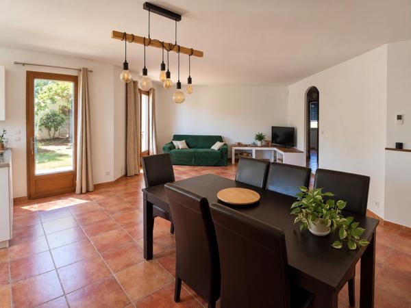 PORTIRAGNES- Villa 4 faces de plain-pied – 5 chambres, piscine et jardin intimiste