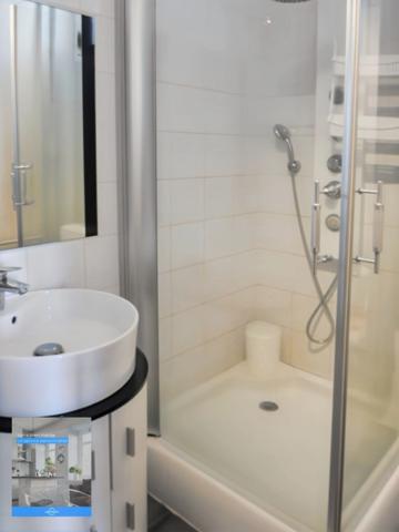 Dpt (), à vendre immeuble de rapport ou pour habitation principale, situé en centre ville de Flers de l'Orne