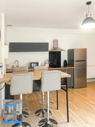 Dpt (), à vendre immeuble de rapport ou pour habitation principale, situé en centre ville de Flers de l'Orne