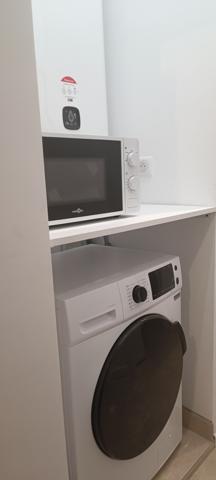 Avignon (84000) Avignon centre, maison / immeuble, 3 niveaux, entièrement rénové