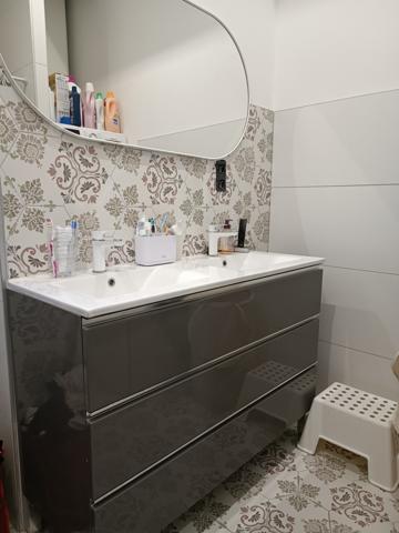 Avignon (84000) Avignon centre, maison / immeuble, 3 niveaux, entièrement rénové